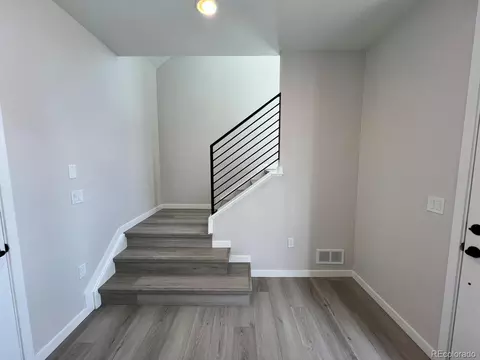 20951 E Quincy Dr, Aurora, CO 80015 photo 2