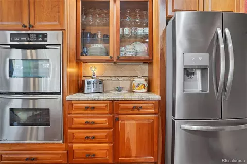 Kitchen - 17689 E Cloudberry Dr, Parker, CO 80134 photo 5 of 6