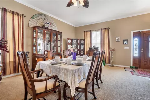 Dining - 17689 E Cloudberry Dr, Parker, CO 80134 photo 2 of 5