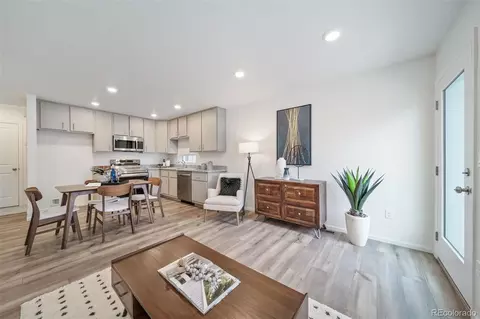 45008 Sunflower Ln, Bennett, CO 80102 photo 9