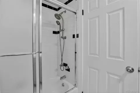 Bath - 334 Maple Dr, Frederick, CO 80530 photo 2 of 4