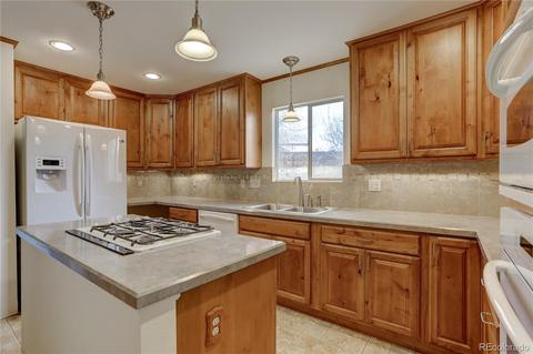 3669 E 98th Ct, Thornton, CO 80229 photo 2