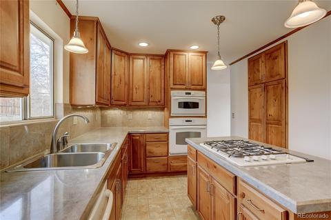 3669 E 98th Ct, Thornton, CO 80229 photo 3