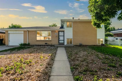 3055 Carson St, Aurora, CO 80011