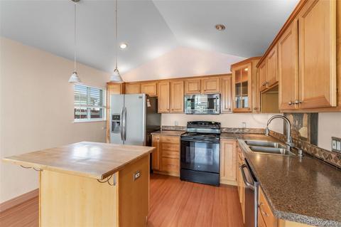 19357 E Batavia Dr, Aurora, CO 80011 photo 1