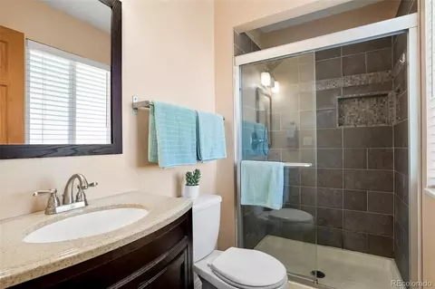 Bath - 4972 S Taft St, Morrison, CO 80465 photo 2 of 3