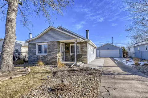 250 N 10th Ave, Brighton, CO 80601