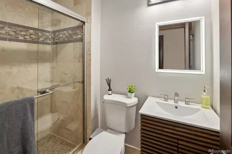 Bath - 7301 E Jarvis Pl, Denver, CO 80237 photo 1 of 6