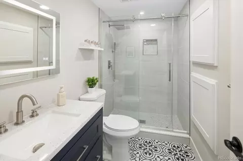 Bath - 7301 E Jarvis Pl, Denver, CO 80237 photo 6 of 6