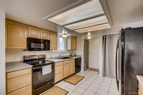 11537 E Highline Pl, Aurora, CO 80010 photo 9