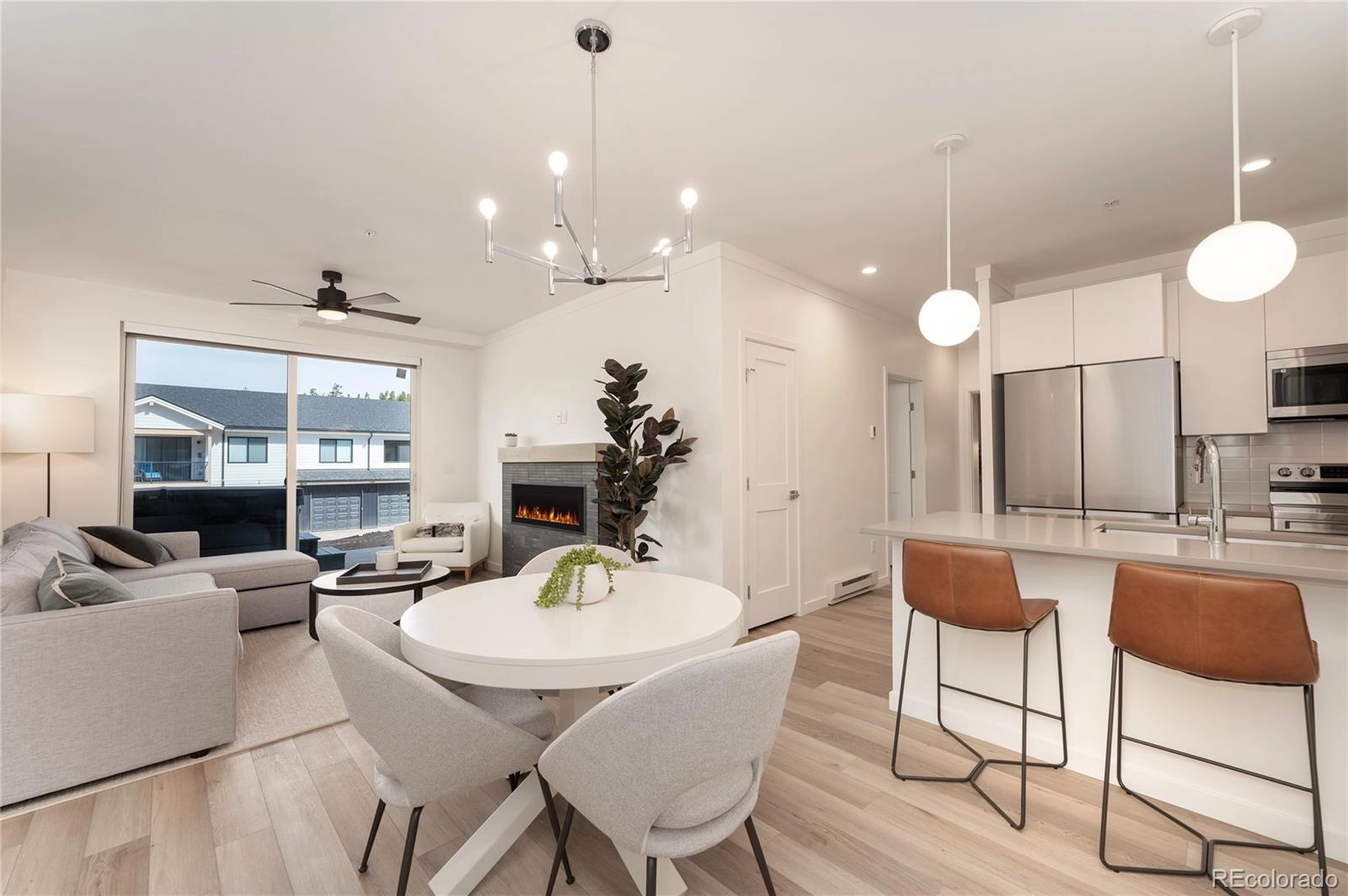 261 W Meadow Mile Unit 2