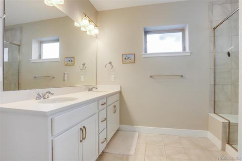 9427 E 59th Ave, Denver, CO 80238 photo 15