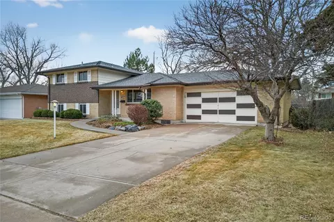 8414 W Arizona Dr, Lakewood, CO 80232