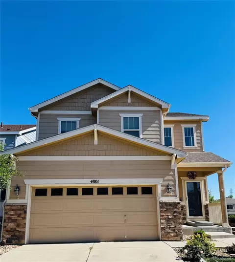 4801 S Picadilly Ct, Aurora, CO 80015