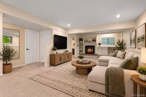 Living - 2953 Eagle Way, Boulder, CO 80301 photo 9 of 10