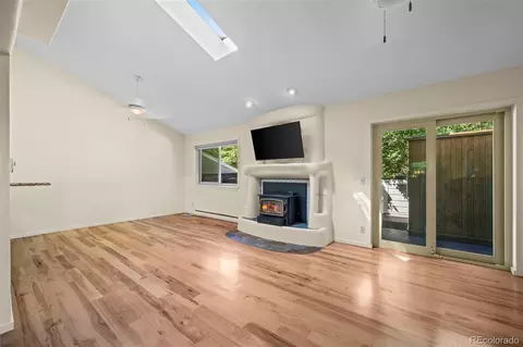 Living - 2953 Eagle Way, Boulder, CO 80301 photo 4 of 10