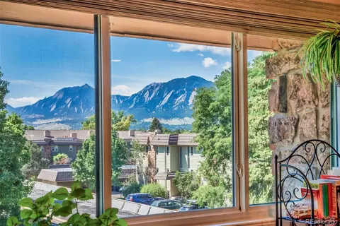 3365 Chisholm Trl #B302, Boulder, CO 80301