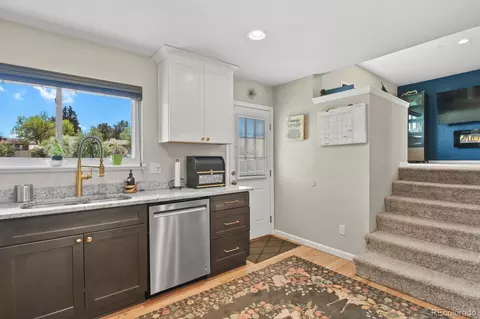 Kitchen - 15726 E Bails Dr, Aurora, CO 80017 photo 5 of 5