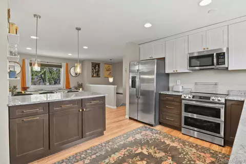 Kitchen - 15726 E Bails Dr, Aurora, CO 80017 photo 4 of 5