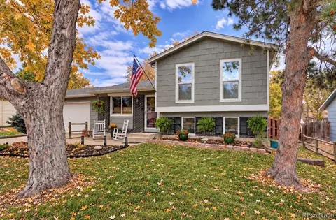 1374 Dover St, Broomfield, CO 80020