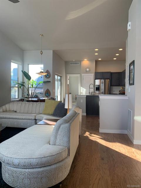 9374 E 60th Ave, Denver, CO 80238 photo 3