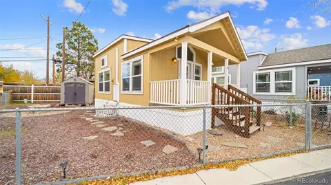 720 4th St, Colorado Springs, CO 80907