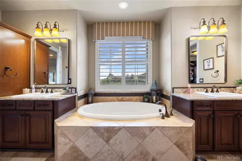 10601 Montecito Dr, Lone Tree, CO 80124 photo 25
