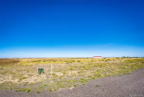 4547 S Aspen Ct, Strasburg, CO 80136