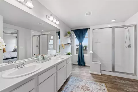 Bath - 15723 E Warner Dr, Denver, CO 80239 photo 2 of 3