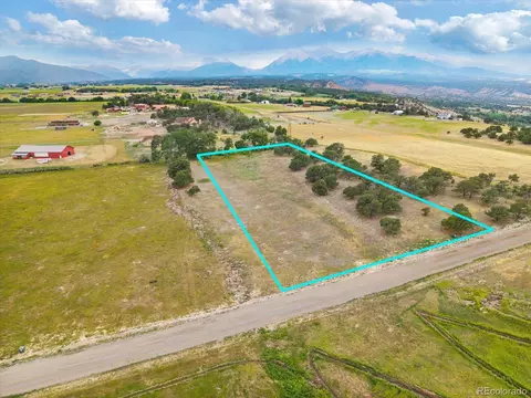 8463 Freedom Cir, Salida, CO 81201