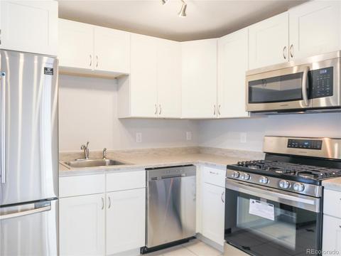 1920 Iola St, Aurora, CO 80010 photo 5