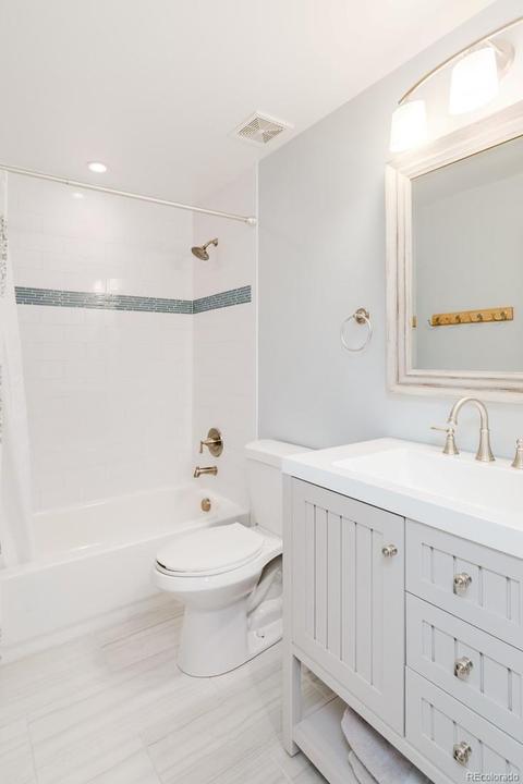 8761 E 33rd Ave, Denver, CO 80238 photo 22