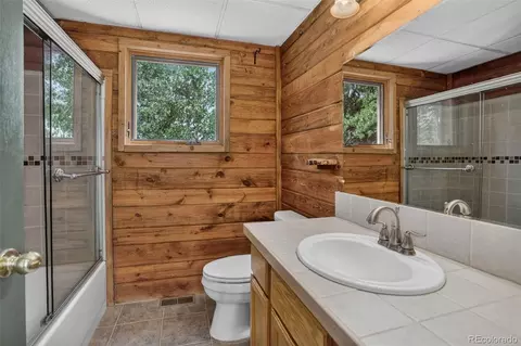 Bath - 606 Clark Rd, Bailey, CO 80421 photo 1 of 2