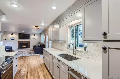 17291 E Jarvis Pl, Aurora, CO 80013 photo 4