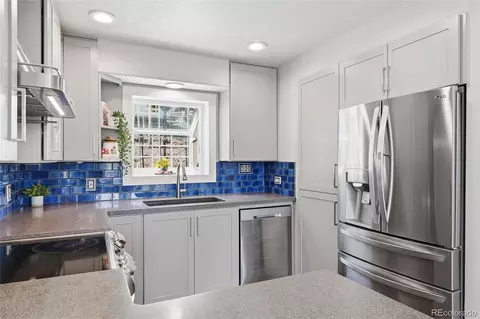 Kitchen - 150 Cedar Rd, Evergreen, CO 80439 photo 2 of 2