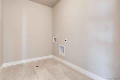 26778 E Maple Ave, Aurora, CO 80018 photo 26