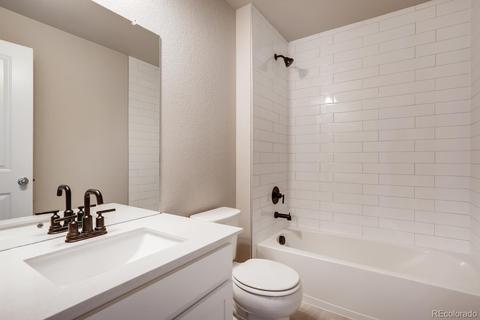 26778 E Maple Ave, Aurora, CO 80018 photo 12