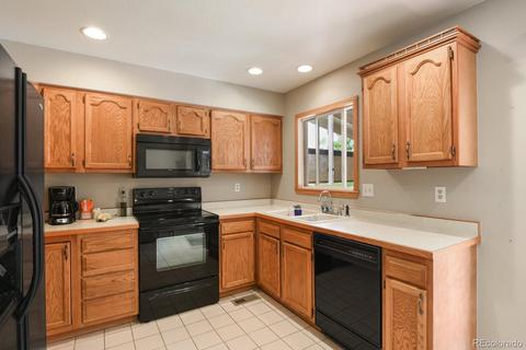 16611 E Ithaca Pl, Aurora, CO 80013 photo 8