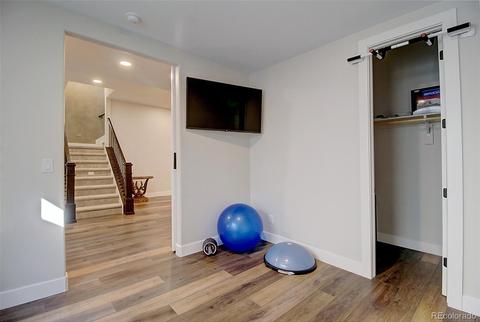 27701 E Lakeview Dr, Aurora, CO 80016 photo 22