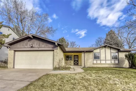 2448 S Holland Ct, Lakewood, CO 80227
