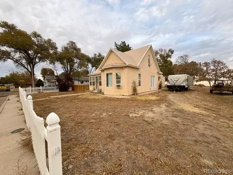 303 Maxwell St #301, Lamar, CO 81052