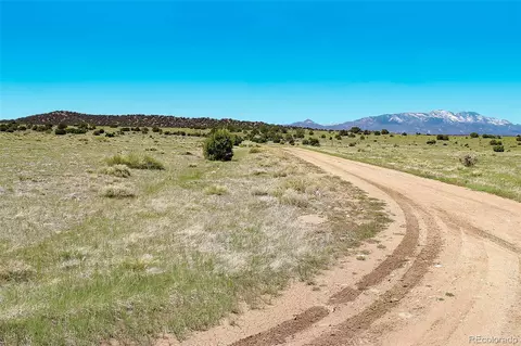 25 La Deora Blvd, Walsenburg, CO 81089