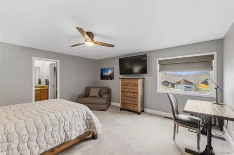 Bedroom - 245 E Coyote Ct, Silverthorne, CO 80498 photo 3 of 4