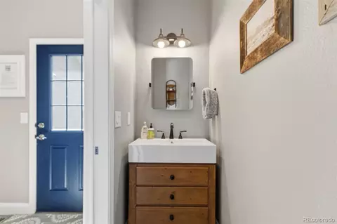 Bath - 245 E Coyote Ct, Silverthorne, CO 80498 photo 3 of 5