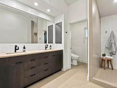 Bath - 396 N Steele St, Denver, CO 80206 photo 1 of 1
