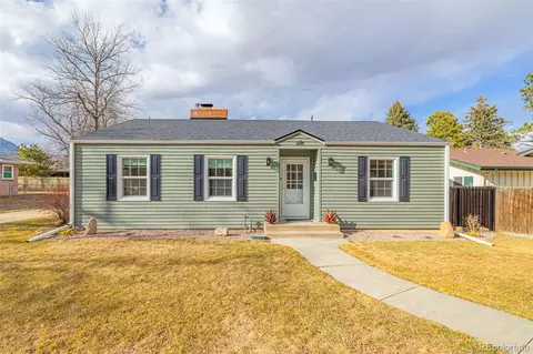 618 W Cheyenne Rd, Colorado Springs, CO 80906