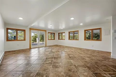 Living - 31 Wild Tiger Ln, Boulder, CO 80302 photo 4 of 4
