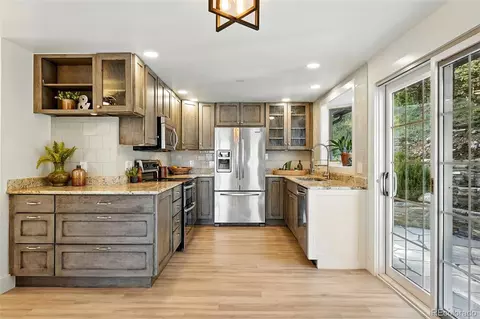 Kitchen - 31 Wild Tiger Ln, Boulder, CO 80302 photo 1 of 3