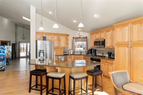22940 E Long Dr, Aurora, CO 80016 photo 2