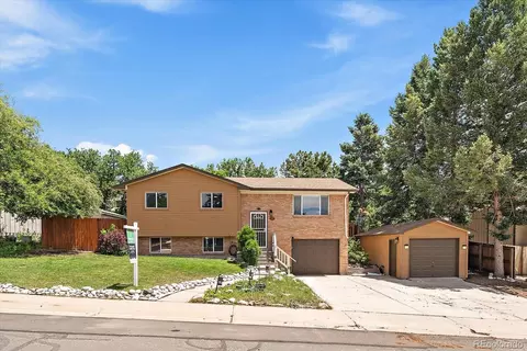 30 Circle Dr, Castle Rock, CO 80104